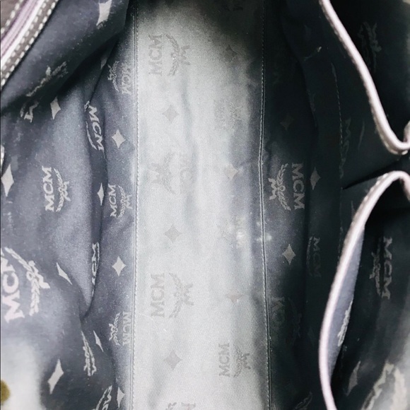 NEW CONDITION* MCM leather tote bag with charm - Picture 6 of 6